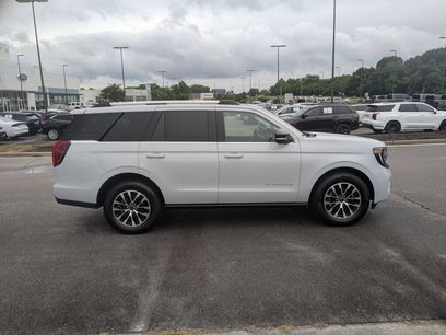 Used 2025 Ford Expedition Platinum