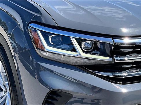 Certified 2021 Volkswagen Atlas Cross Sport SEL image 12