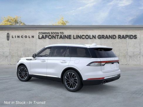 New 2026 Lincoln Aviator Reserve w/ Luxury Package image 4