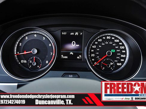 Used 2021 Volkswagen Atlas Cross Sport SE w/ Panoramic Sunroof Package FWD image 18