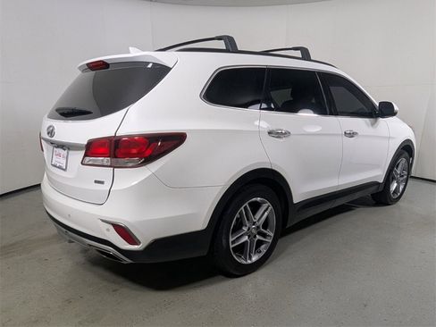 Used 2017 Hyundai Santa Fe SE Ultimate w/ SE Ultimate Tech Package 03 image 7