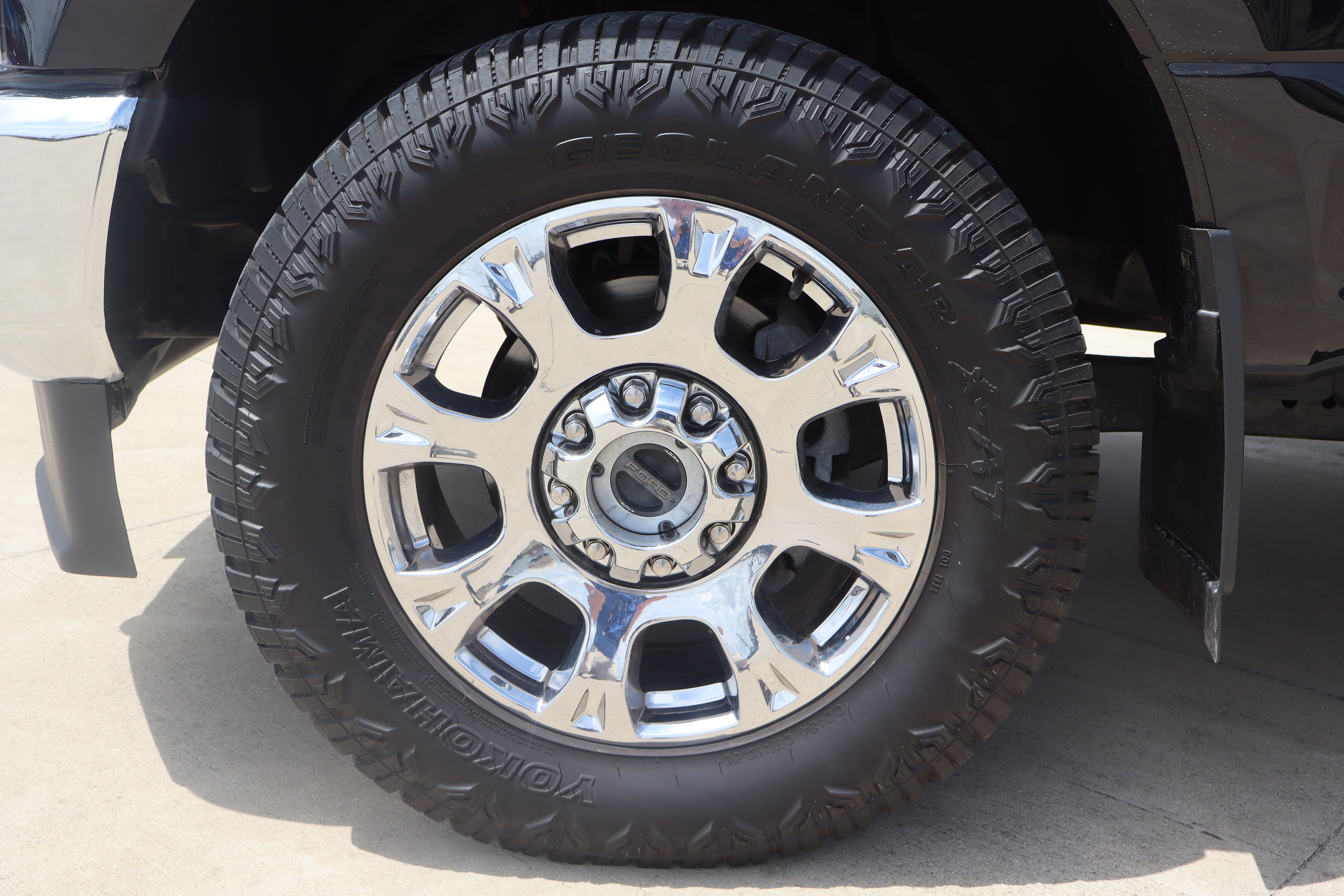 Used 2022 Ford F350 Lariat w/ Lariat Ultimate Package AWD/4WD image 31