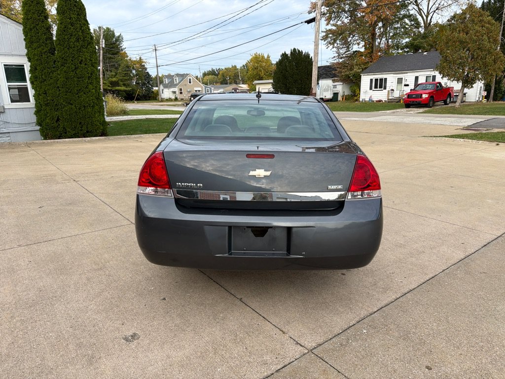 Used 2010 Chevrolet Impala LS FWD image 7