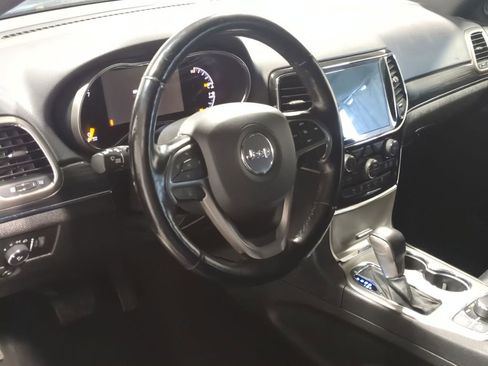 Used 2021 Jeep Grand Cherokee Limited image 10