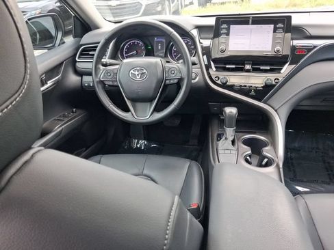 Used 2024 Toyota Camry SE w/ Convenience Package FWD image 8