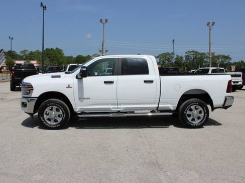 Used 2025 RAM 2500 Big Horn AWD/4WD image 6