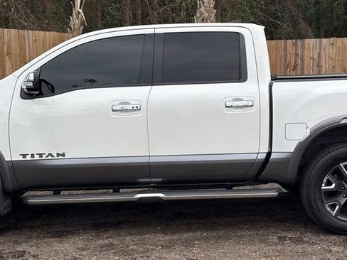 Used 2023 Nissan Titan Platinum Reserve w/ Moonroof Package image 3