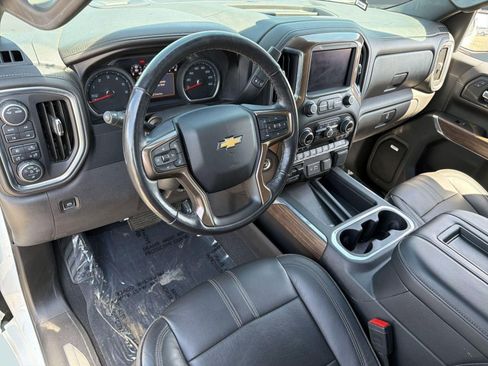 Used 2020 Chevrolet Silverado 1500 High Country AWD/4WD image 4
