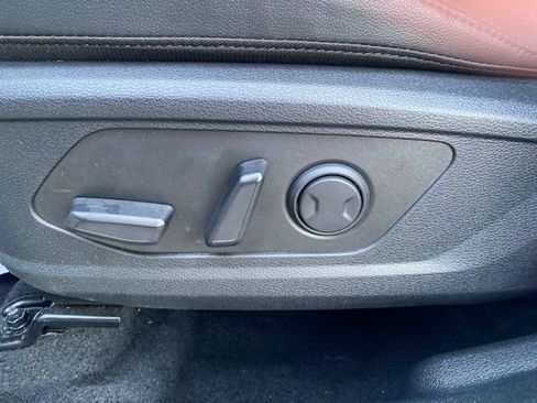 Used 2025 Kia Sportage SX FWD image 30