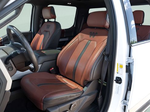 Used 2018 Ford F250 King Ranch w/ King Ranch Ultimate Package AWD/4WD image 13