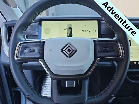 Used 2023 Rivian R1S Adventure image 19