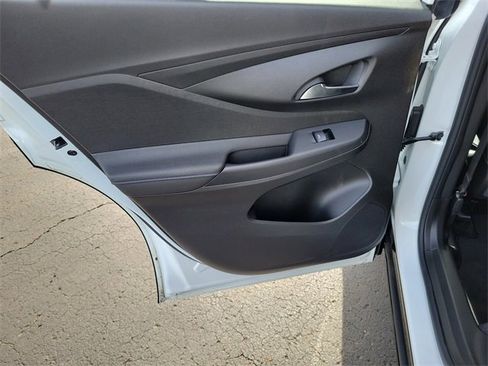 Used 2024 Buick Envista Sport Touring w/ Convenience I Package image 15