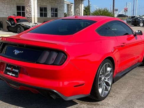 Used 2015 Ford Mustang Premium RWD image 3