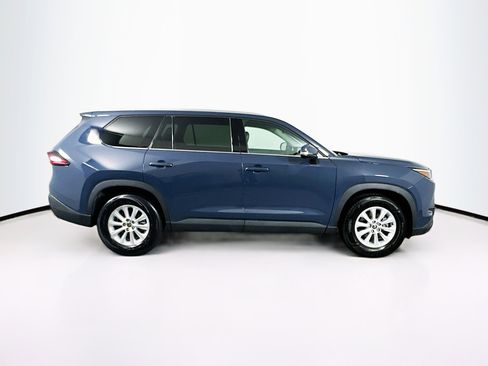 Used 2025 Toyota Grand Highlander AWD image 10