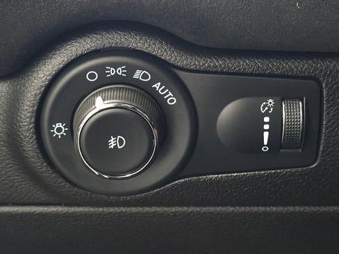 Used 2021 Dodge Durango SRT w/ Premium Interior Group image 37