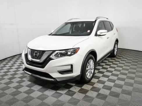 Used 2020 Nissan Rogue S w/ Special Edition Package FWD image 24