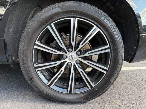 Used 2019 Volvo XC60 T5 Inscription AWD/4WD image 16