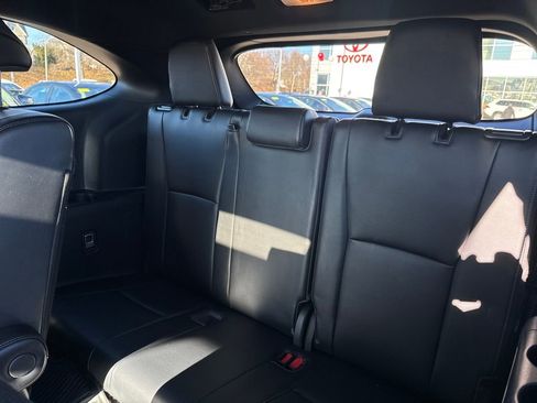 Used 2023 Toyota Highlander XSE image 38