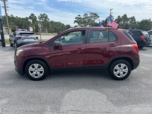 Used 2016 Chevrolet Trax LS w/ LPO, Cargo Package image 2