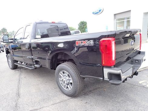 New 2025 Ford F350 XLT w/ FX4 Off-Road Package image 3