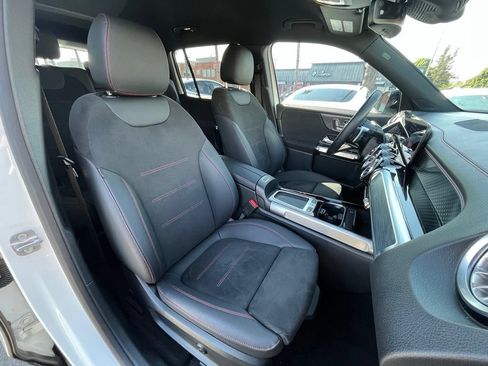 Used 2024 Mercedes-Benz EQB 250+ image 13