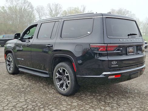 New 2023 Jeep Wagoneer Series III w/ Convenience Group I AWD/4WD image 11