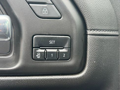 Used 2021 Chevrolet Silverado 1500 LTZ image 17