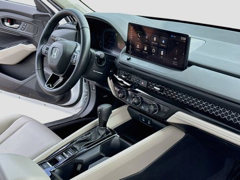 Used 2023 Honda Accord EX-L image 15