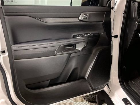 Certified 2025 Ford Ranger Raptor AWD/4WD image 18