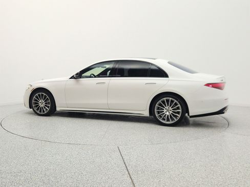 Used 2025 Mercedes-Benz S 580 4MATIC Sedan image 8
