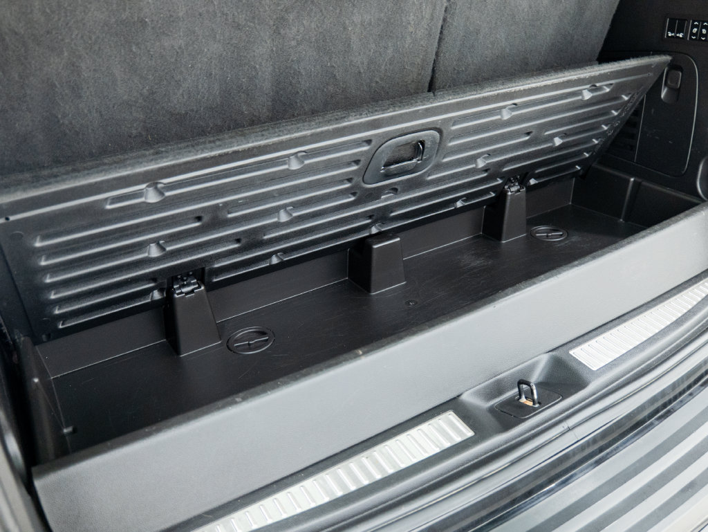 Used 2019 Cadillac Escalade Luxury AWD/4WD image 69