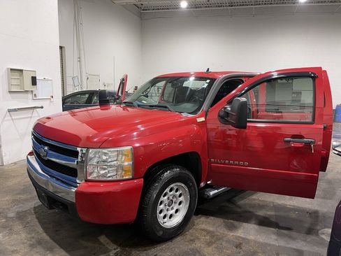 Used 2007 Chevrolet Silverado 1500 LT image 41