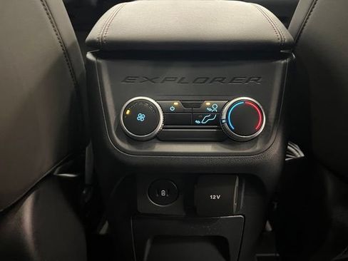 Used 2026 Ford Explorer Active w/ Active Comfort Package AWD/4WD image 14