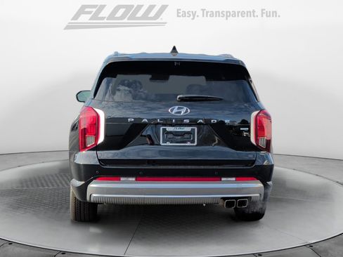 Used 2023 Hyundai Palisade Calligraphy image 6