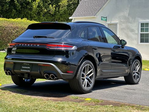 New 2026 Porsche Macan AWD/4WD image 8