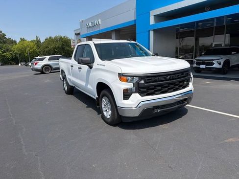 Used 2025 Chevrolet Silverado 1500 W/T w/ WT Value Package RWD image 2
