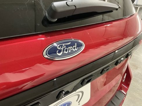 New 2026 Ford Explorer ST image 5