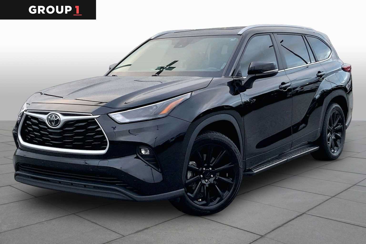 Used 2023 Toyota Highlander XLE FWD image 1