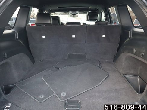 Used 2019 Jeep Grand Cherokee Altitude image 29