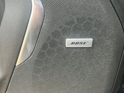 Used 2021 Chevrolet Tahoe Premier w/ Premium Package image 29