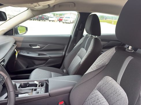New 2026 Nissan Sentra SV w/ SV Convenience Package FWD image 25