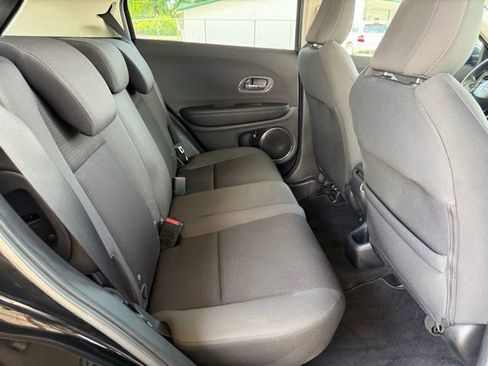 Used 2022 Honda HR-V EX image 18