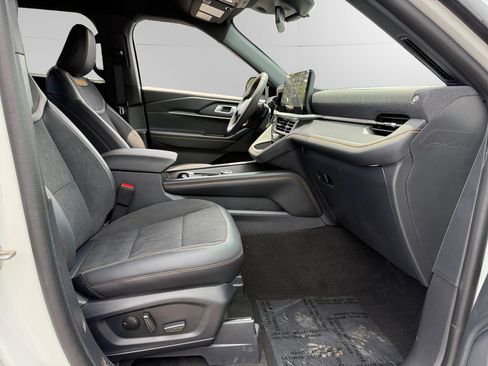 New 2026 Ford Explorer Tremor w/ Tremor Convenience Package AWD/4WD image 15