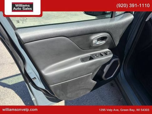 Used 2017 Jeep Renegade Limited FWD image 10