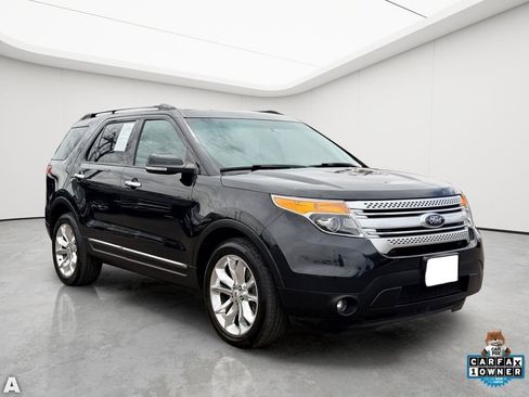 Used 2013 Ford Explorer XLT AWD/4WD image 7