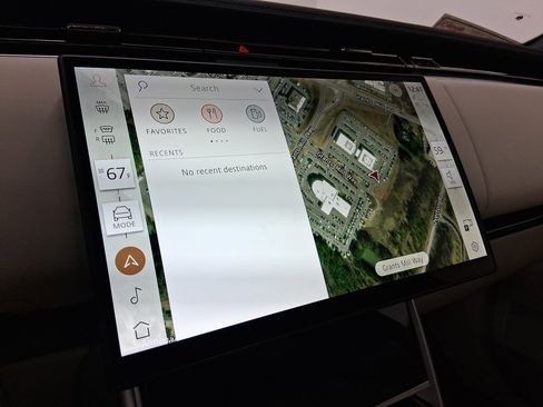 New 2026 Land Rover Range Rover SE image 23