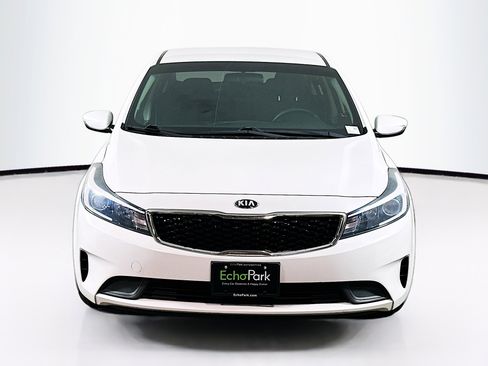 Used 2018 Kia Forte LX w/ LX Popular Package FWD image 2