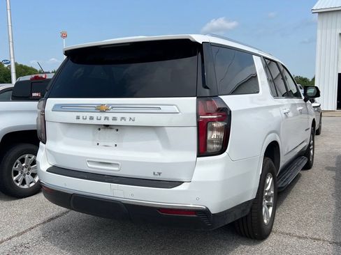 Used 2021 Chevrolet Suburban LT w/ Luxury Package AWD/4WD image 6