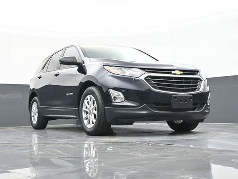 Used 2021 Chevrolet Equinox LS image 48