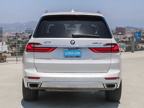 Used 2019 BMW X7 xDrive40i w/ Parking Assistance Package image 7